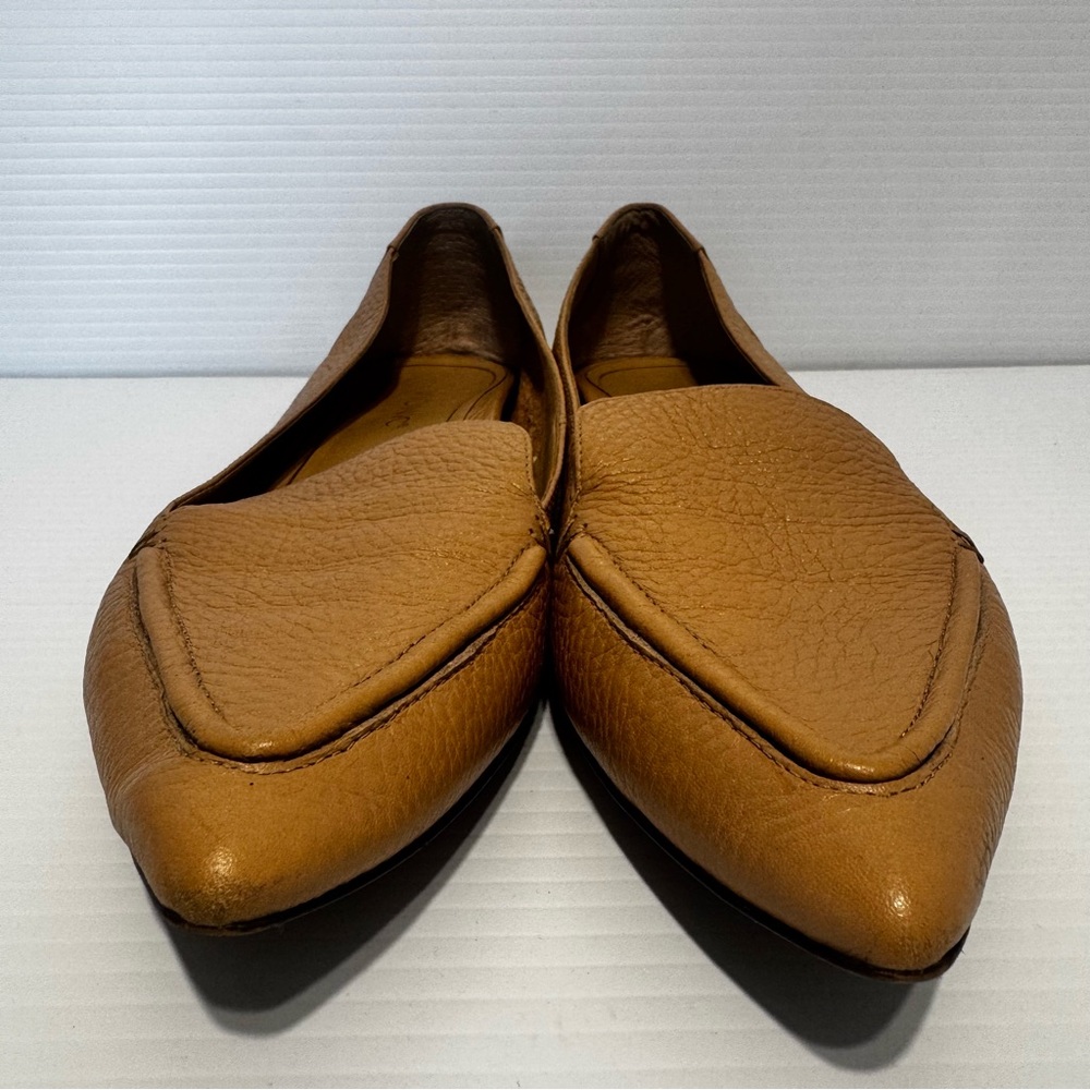 Vionic Noah Tan Leather Pointy Toes Flats Size 7.5 - Picture 4 of 16